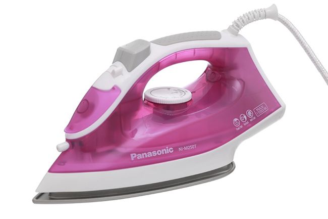 Bàn là hơi nước Panasonic NI-M250TPRA 1800W - thiết kế đẹp mắt
