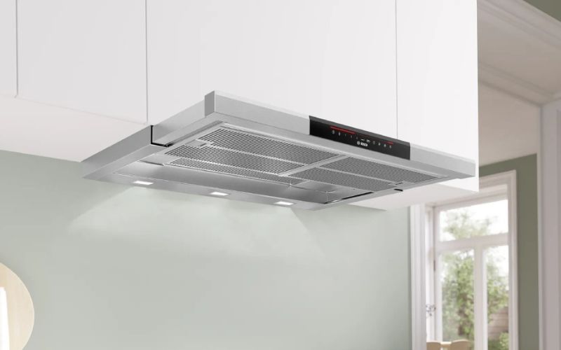 Chiếc máy hút mùi âm tủ sang trọng tăng tính thẩm mỹ cho không gian bếp