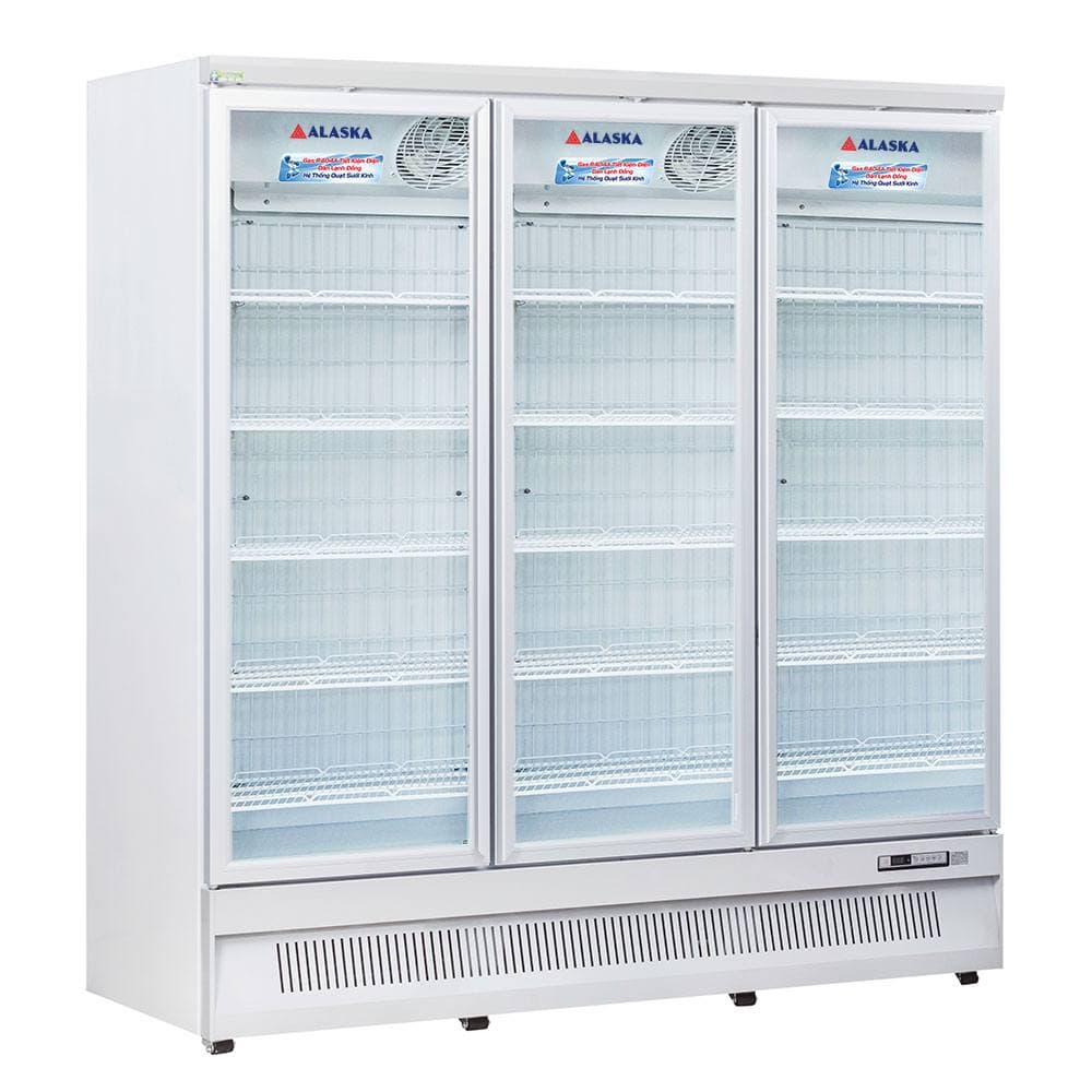 Chiếc tủ đông đứng 3 cánh kính hiện đại phù hợp với mọi không gian