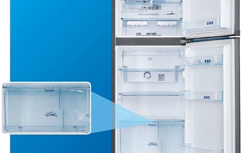 Ngăn rau củ rộng rãi với độ ẩm tối ưu cho hoa quả, rau củ luôn tươi xanh