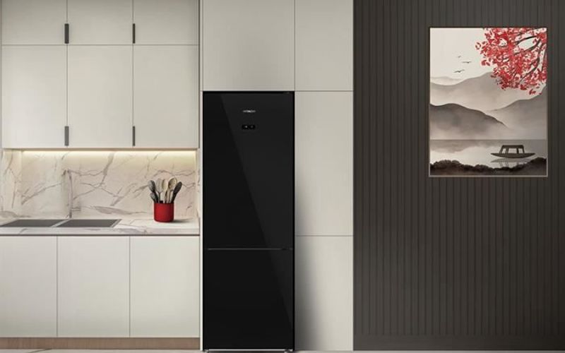 Chiếc tủ lạnh Hitachi tiện ích sử dụng tiện lợi, dự trữ được nhiều thực phẩm