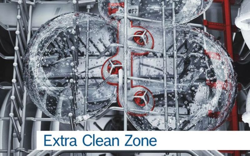 Tính năng Extra Clean Zone làm sạch chén bát mạnh mẽ Tính năng Extra Clean Zone làm sạch chén bát mạnh mẽ