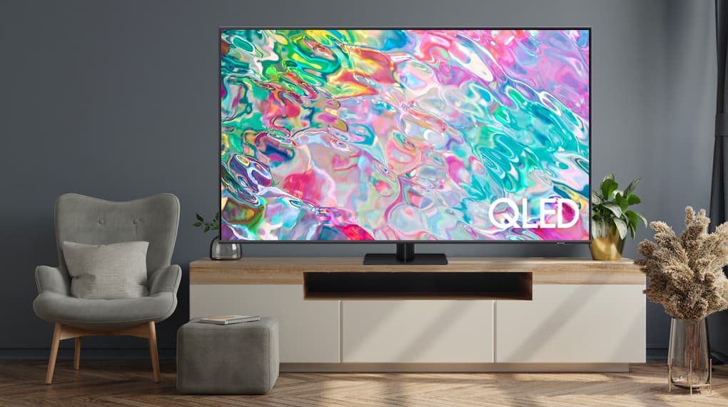 Chiếc tivi thông minh, kích thước lớn 65 inch giúp không gian sống thêm hiện đại Chiếc tivi thông minh, kích thước lớn 65 inch giúp không gian sống thêm hiện đại