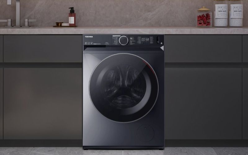 Chiếc máy giặt cao cấp Toshiba dễ dàng hài hòa với mọi không gian nội thất