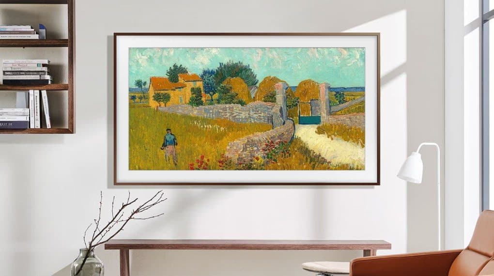 Thiết kế khung tranh độc đáo, kích thước 55 inch tô điểm thêm cho gian phòng