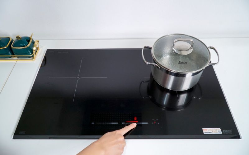 Lorca LCI-999 PLUS tích hợp chức năng khóa trẻ em, mang lại an toàn cho gia đình bạn