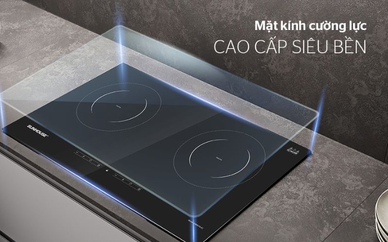 Bề mặt kính cao cấp chống trầy xước, giữ cho bếp luôn sáng bóng và bền bỉ theo thời gian