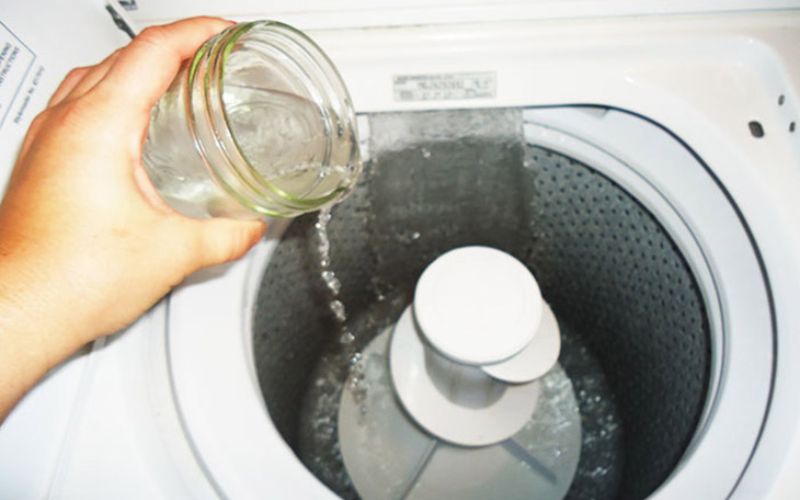 cach ve sinh may giat bang giam hinh 2