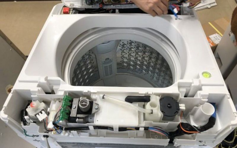 Sửa chữa hoặc thay mới mạch nguồn có thể khôi phục hoạt động cho máy giặt Electrolux