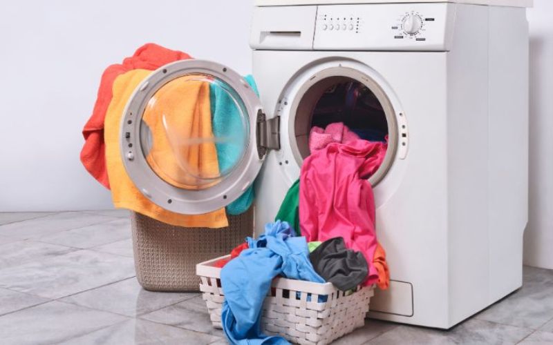 Hạn chế giặt quá tải để bảo vệ máy giặt và đảm bảo hiệu quả làm sạch