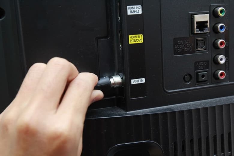 Nguyên nhân và cách khắc phục màn hình Tivi Sony bị sọc