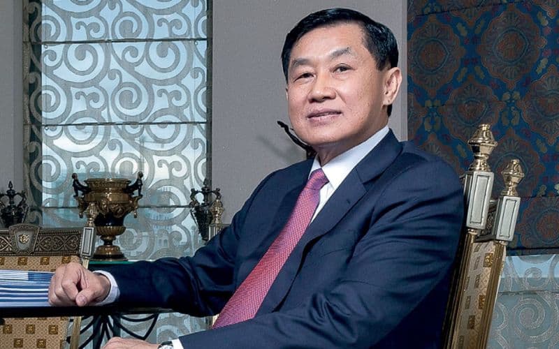 Doanh nhân Johnathan Hạnh Nguyễn