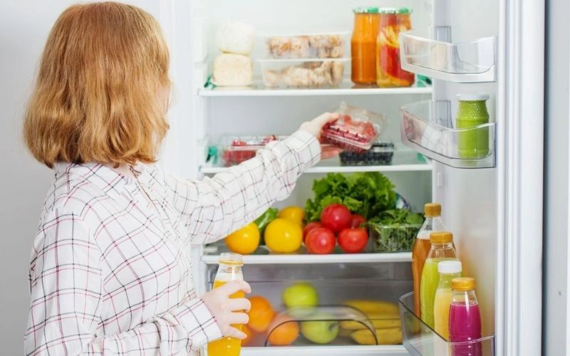 Giữ thực phẩm tươi ngon bằng cách điều chỉnh nhiệt độ ngăn mát từ 2-4 độ C