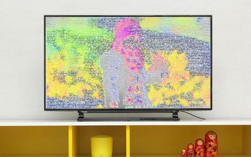 Màn hình tivi hiển thị màu sắc không chính xác, cần sửa chữa