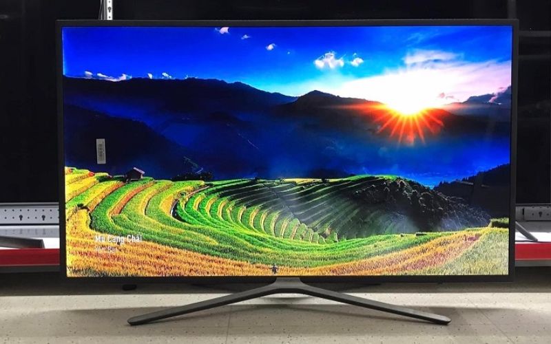 tivi samsung co ben khong hinh 1