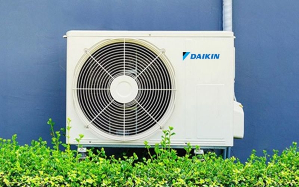 cach ve sinh cuc nong dieu hoa daikin hinh 1 3a81a2ae ed02 4314 8759 94f04bfc68ce