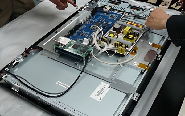 thay man hinh tivi samsung hinh6 1722168369