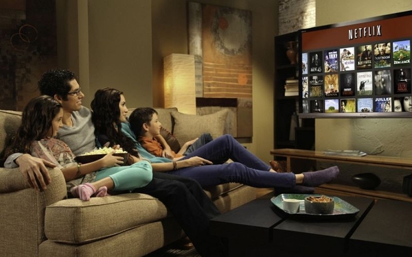 tivi gia re duoi 3 trieu ket noi internet hinh8 1723344105